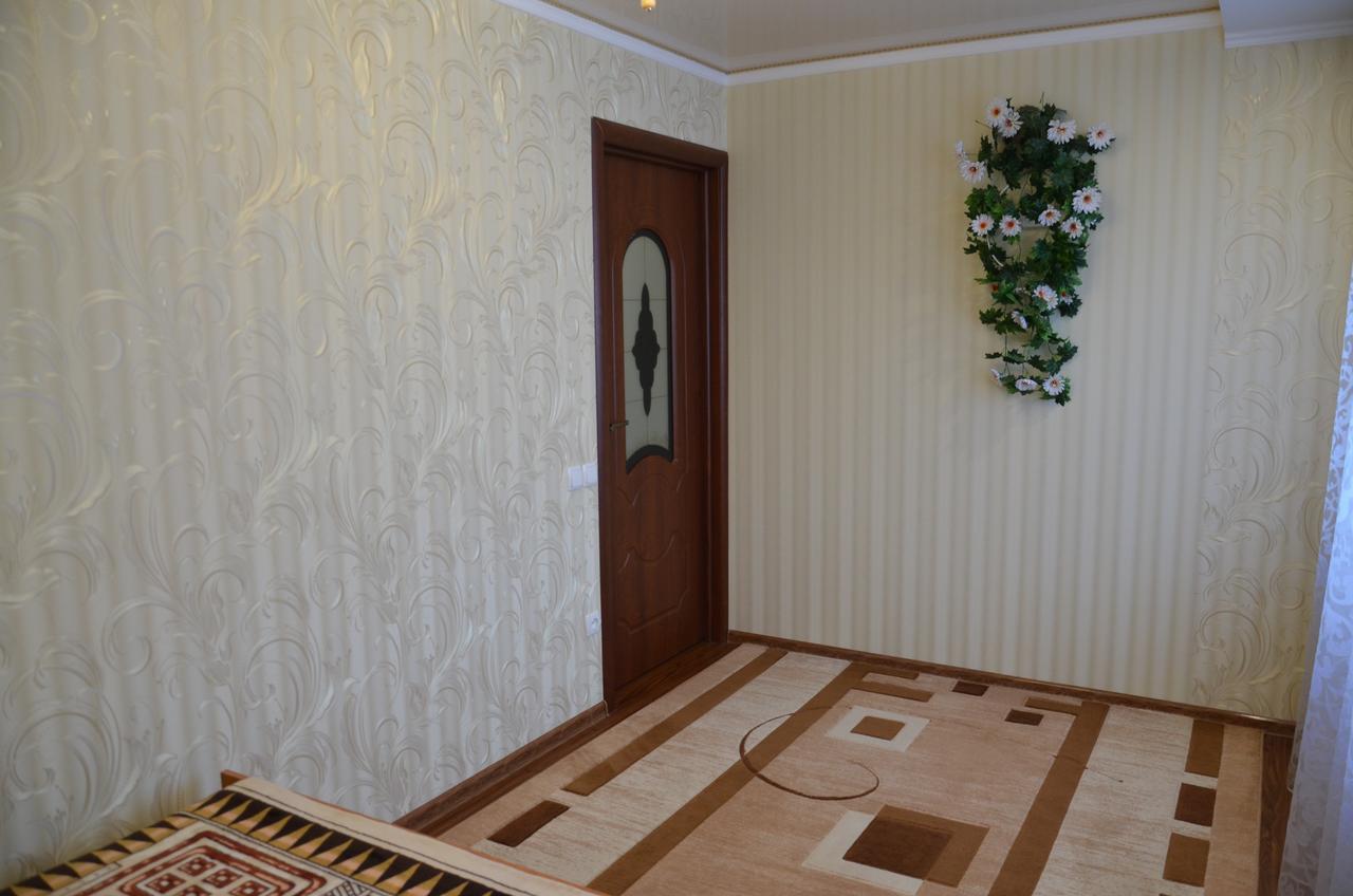 Ветеринарный Berdychiv Exterior foto